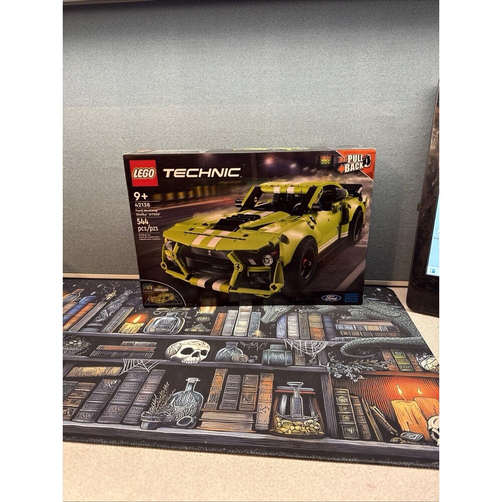 New! LEGO Technic 42138 Ford Mustang Shelby GT500 Green